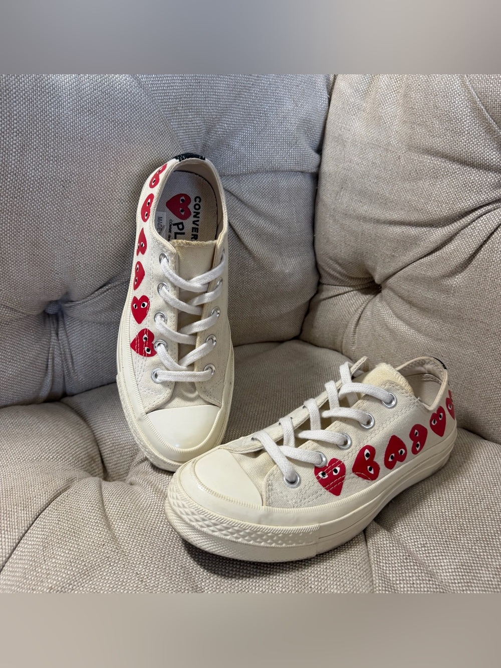 🥰Converse x Comme Des Garçons Cream Chuck 70 Multi Hearts Sneakers 4M/6W